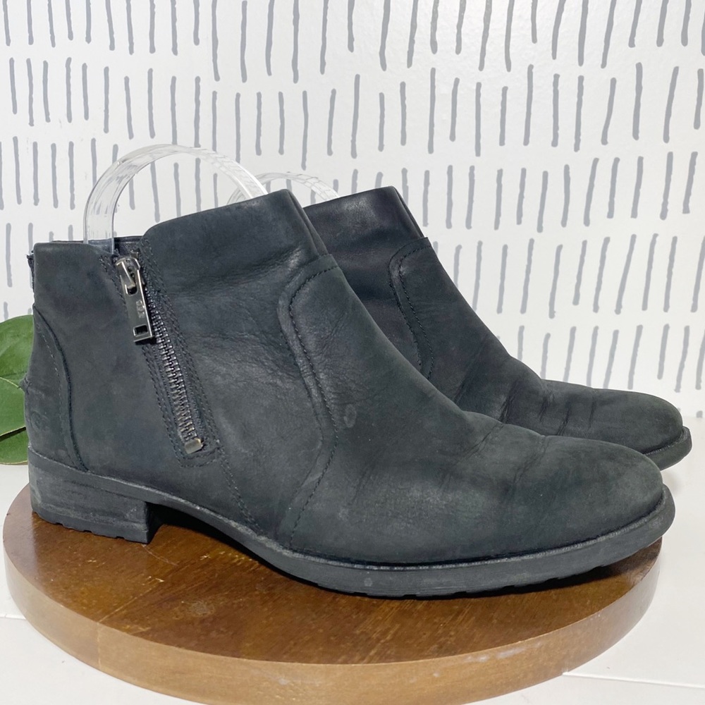 UGG Aureo II Zip up Ankle Boot 8.5 Waterproof